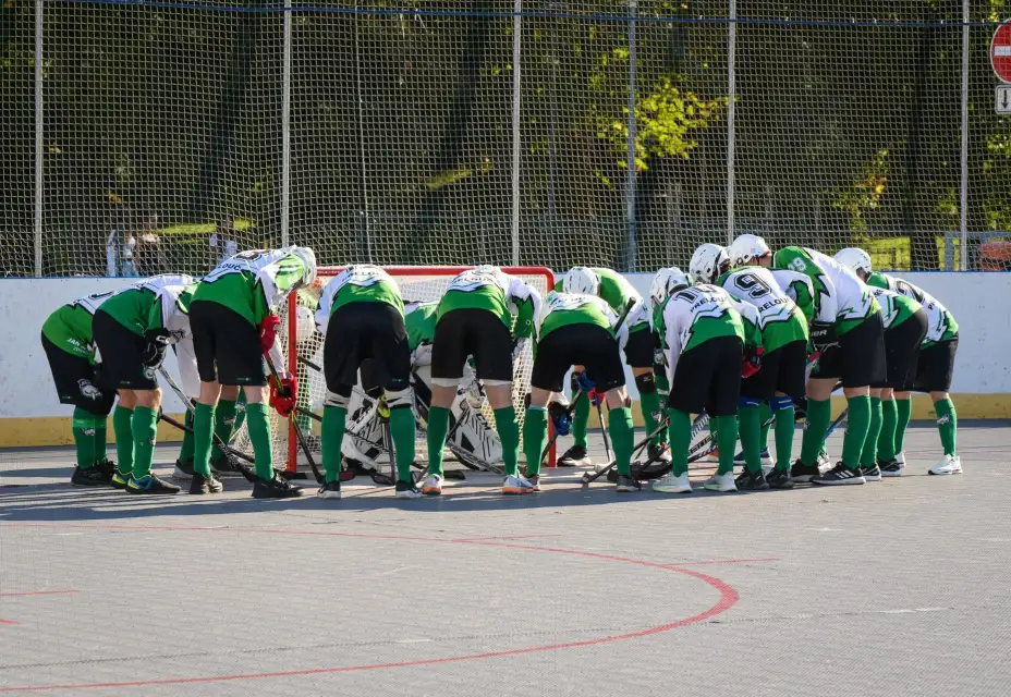 Muži vítězí na půdě vedoucích Pardubic